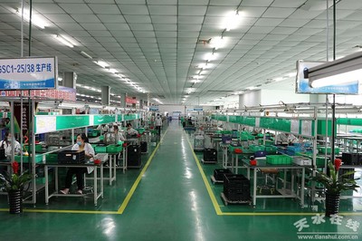 孟曉龍深入調(diào)研企業(yè)生產(chǎn)經(jīng)營(yíng)及綠色循環(huán)經(jīng)濟(jì)產(chǎn)業(yè)園建設(shè)