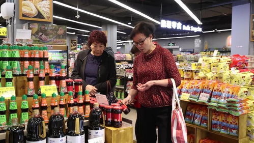 五一消費(fèi)熱潮涌動(dòng)安源 政府發(fā)券、商場(chǎng)讓利、餐廳排隊(duì)成為亮點(diǎn)